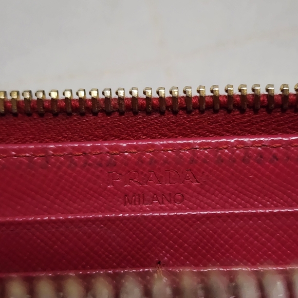 Prada Milano Saffiano Leather Wallet - Picture 8 of 13